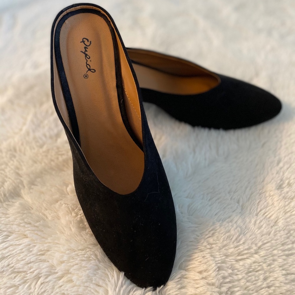 Qupid mule shoes 🖤